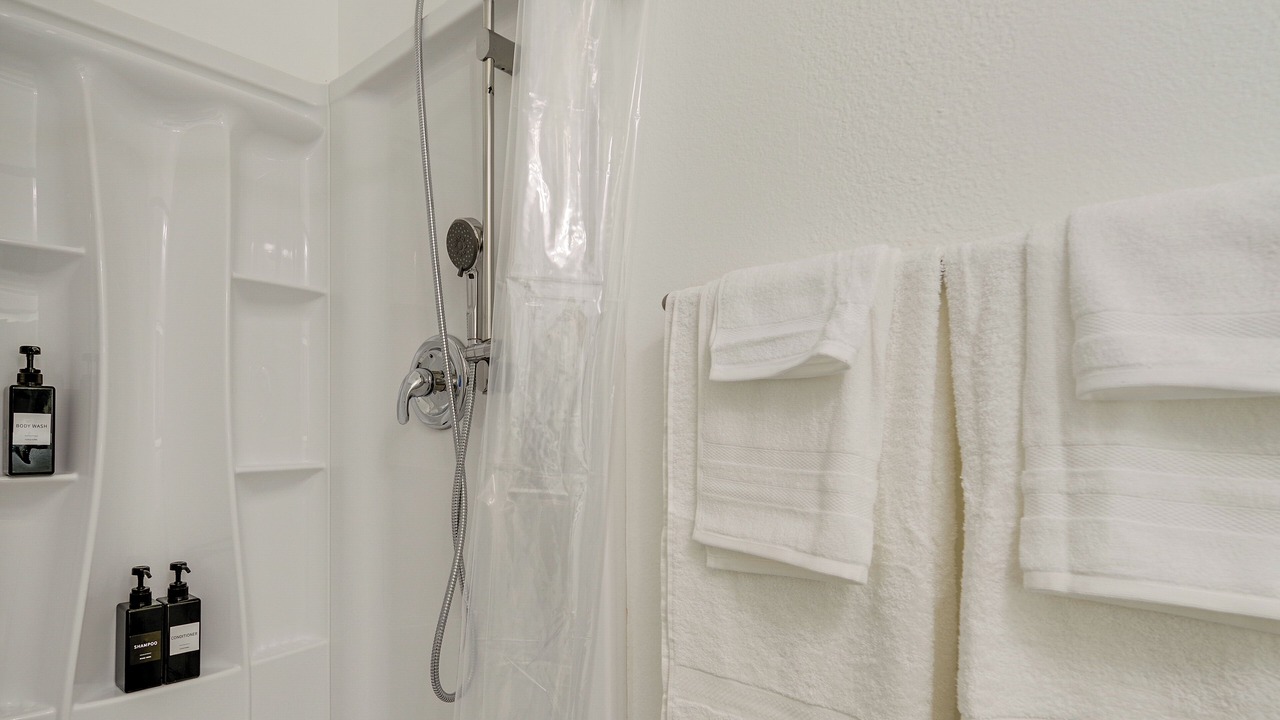 Photo of Bathroom in Leota