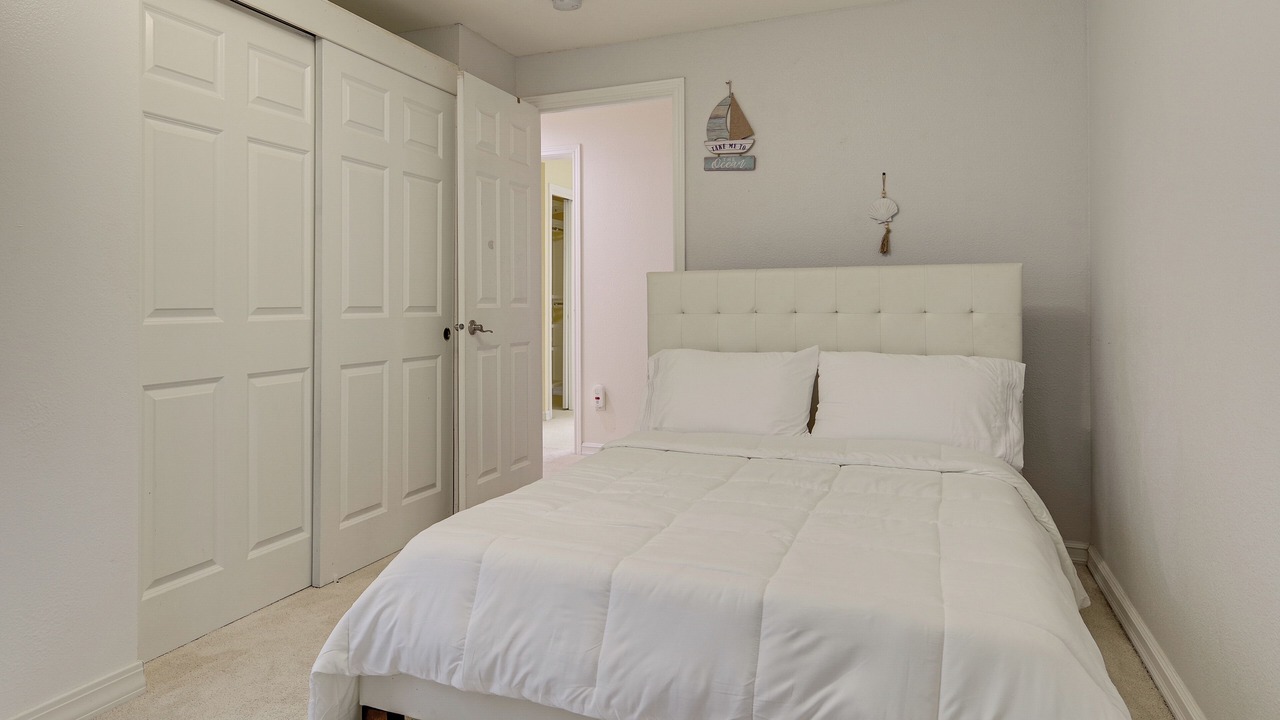 Photo of Bedroom in Leota
