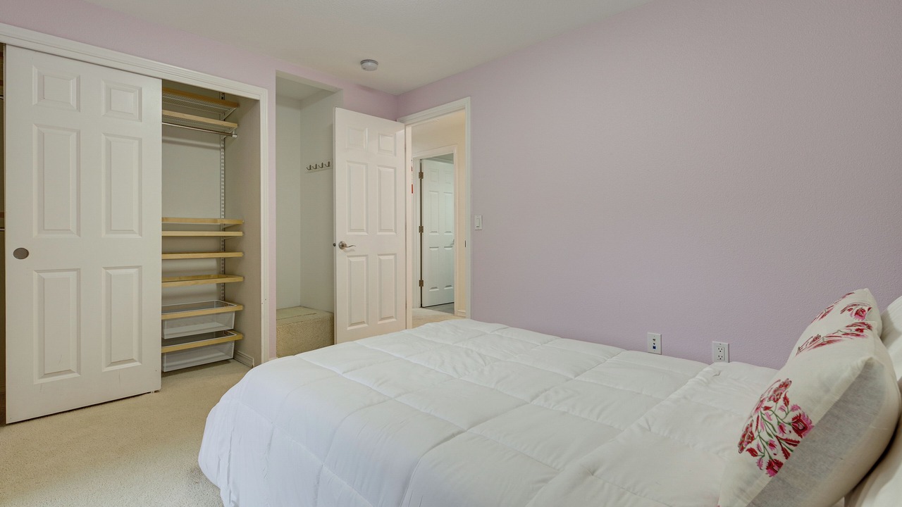 Photo of Bedroom in Leota