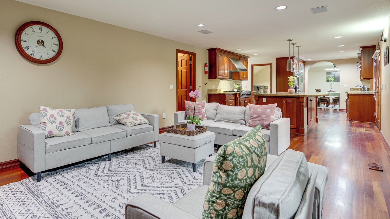 Photo of Livingroom in Leota