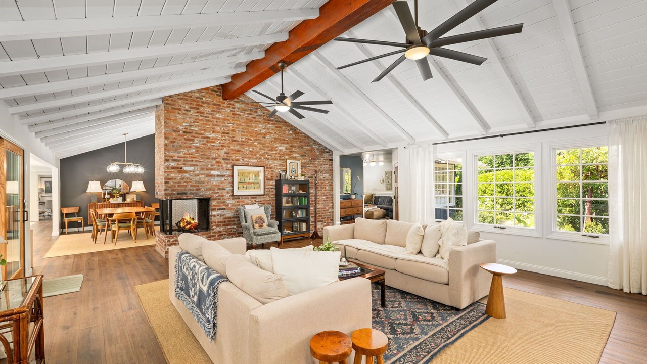 Photo of Livingroom in Hidden Valley