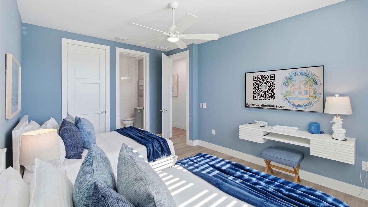 Photo of Bedroom in Marineland Acres