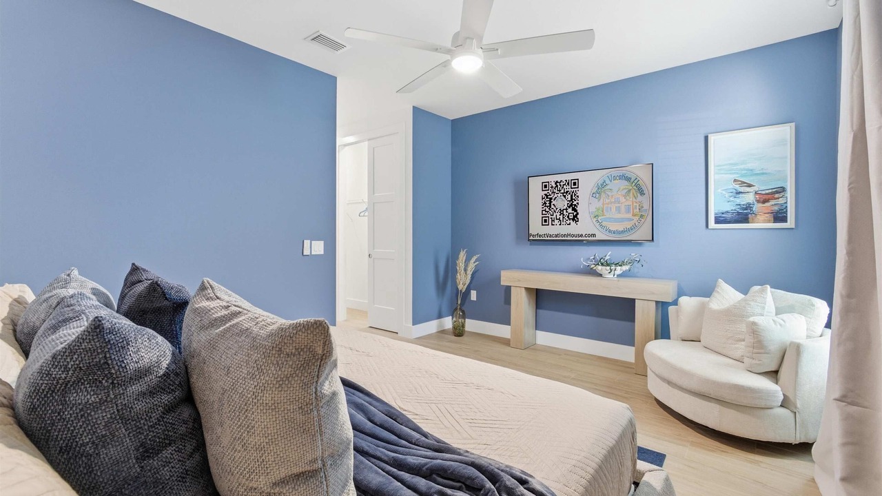 Photo of Bedroom in Marineland Acres