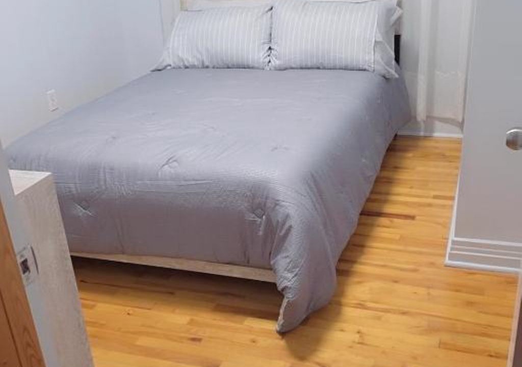 Photo of Bedroom in Laval-des-Rapides