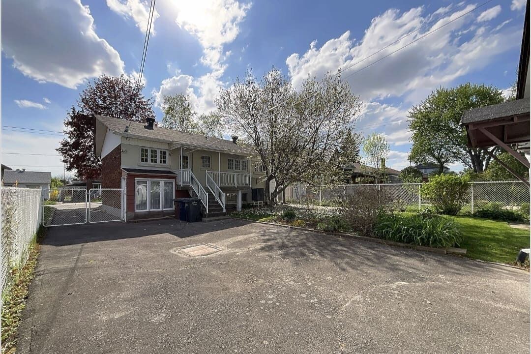 Photo of Outdoor in Laval-des-Rapides