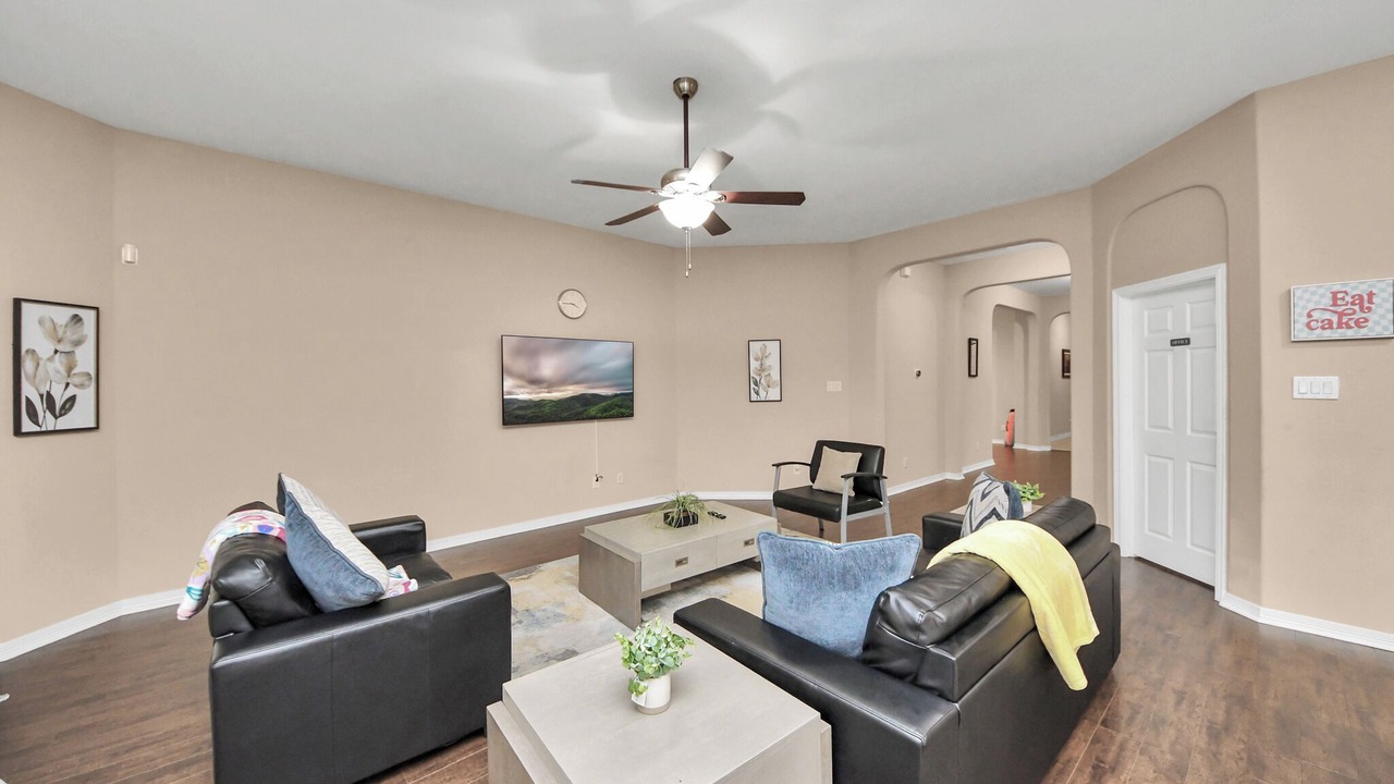 Photo of Livingroom in Katy