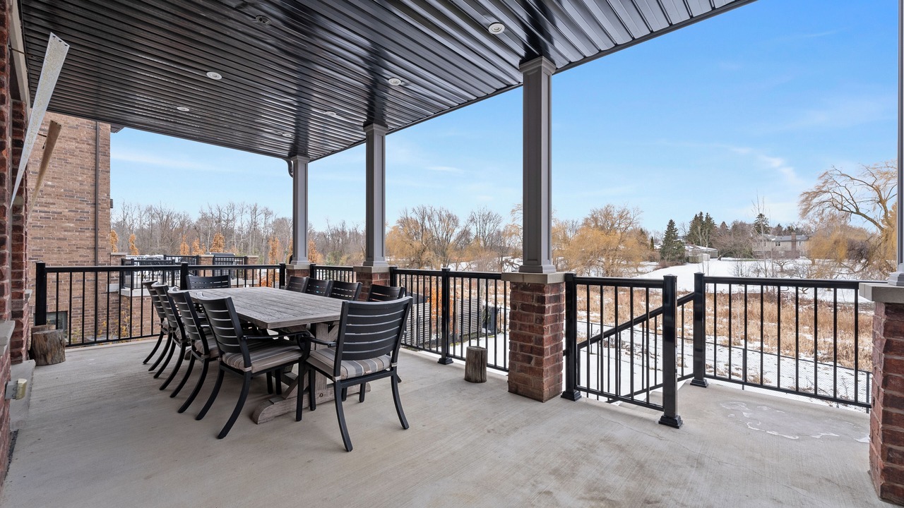 Photo of Outdoor in King City