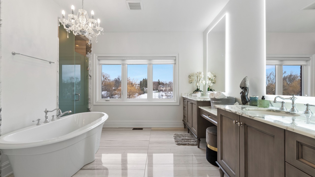 Photo of Bathroom in King City
