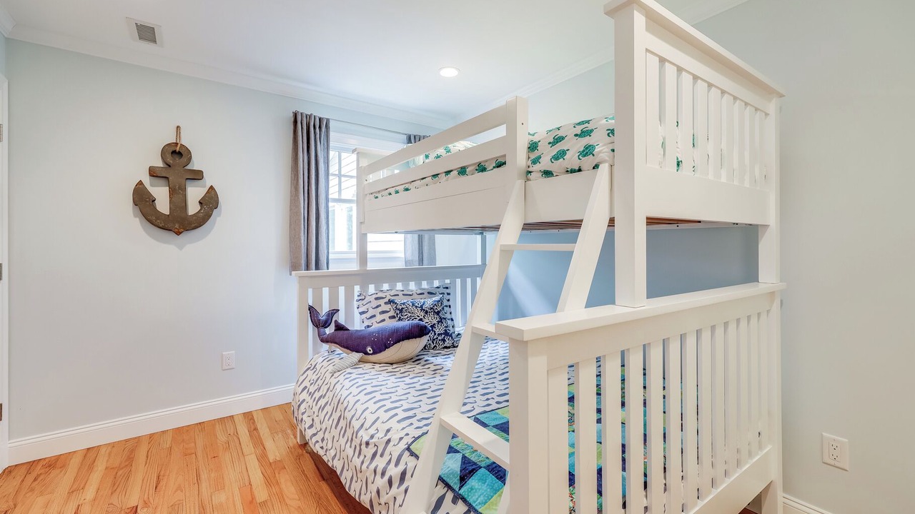 Photo of Bedroom in Cotuit