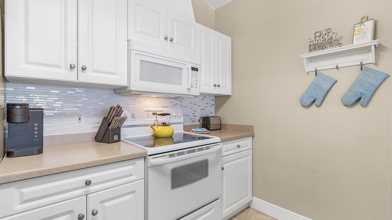 Photo of Kitchen in Caloosahatchee