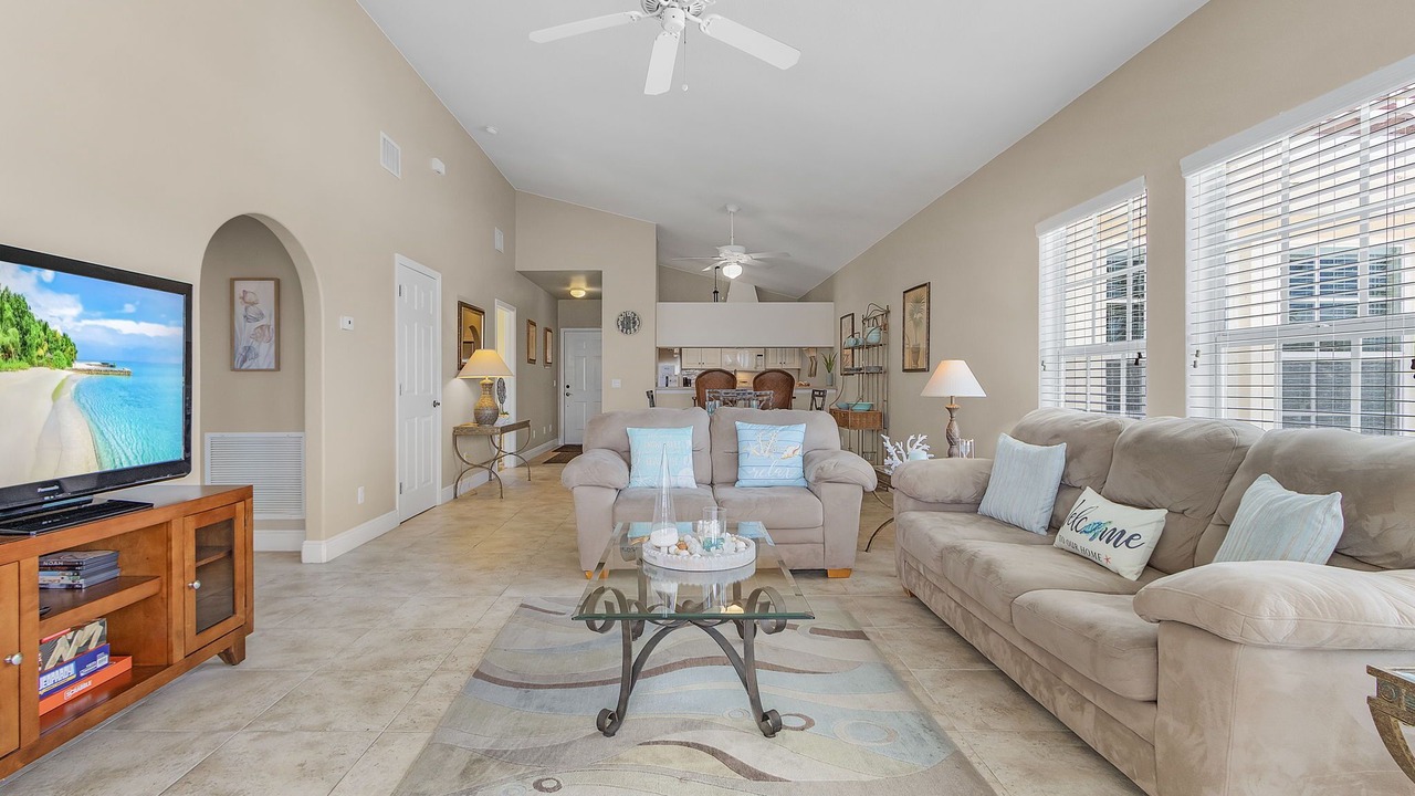 Photo of Livingroom in Caloosahatchee
