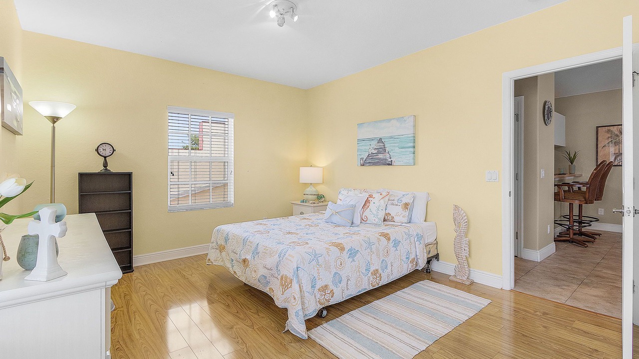 Photo of Bedroom in Caloosahatchee