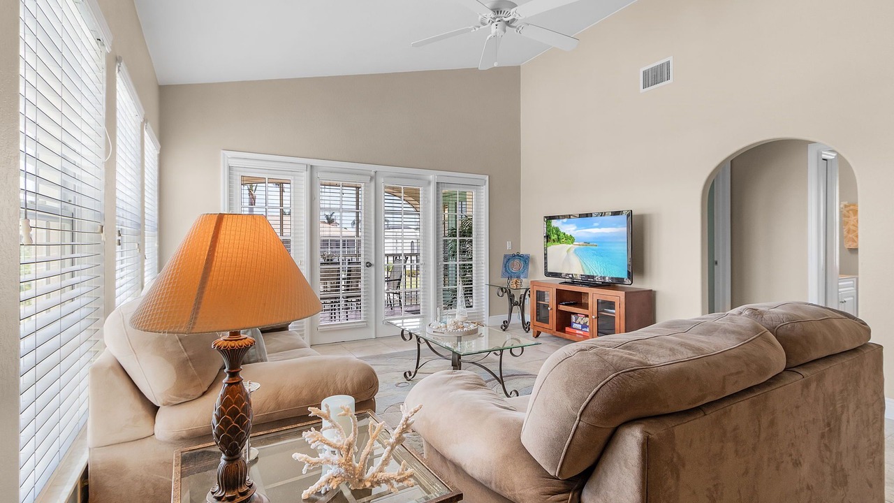 Photo of Livingroom in Caloosahatchee