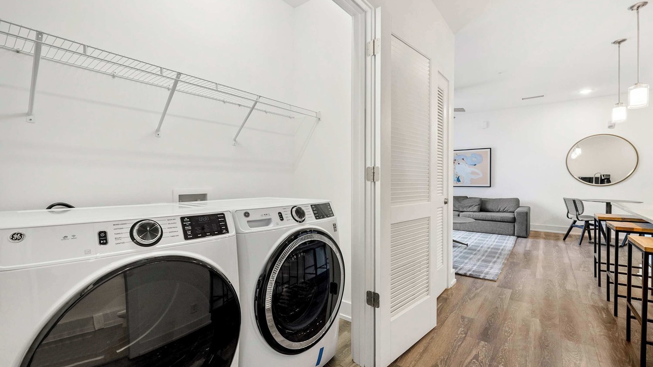 Photo of Others in SoNo