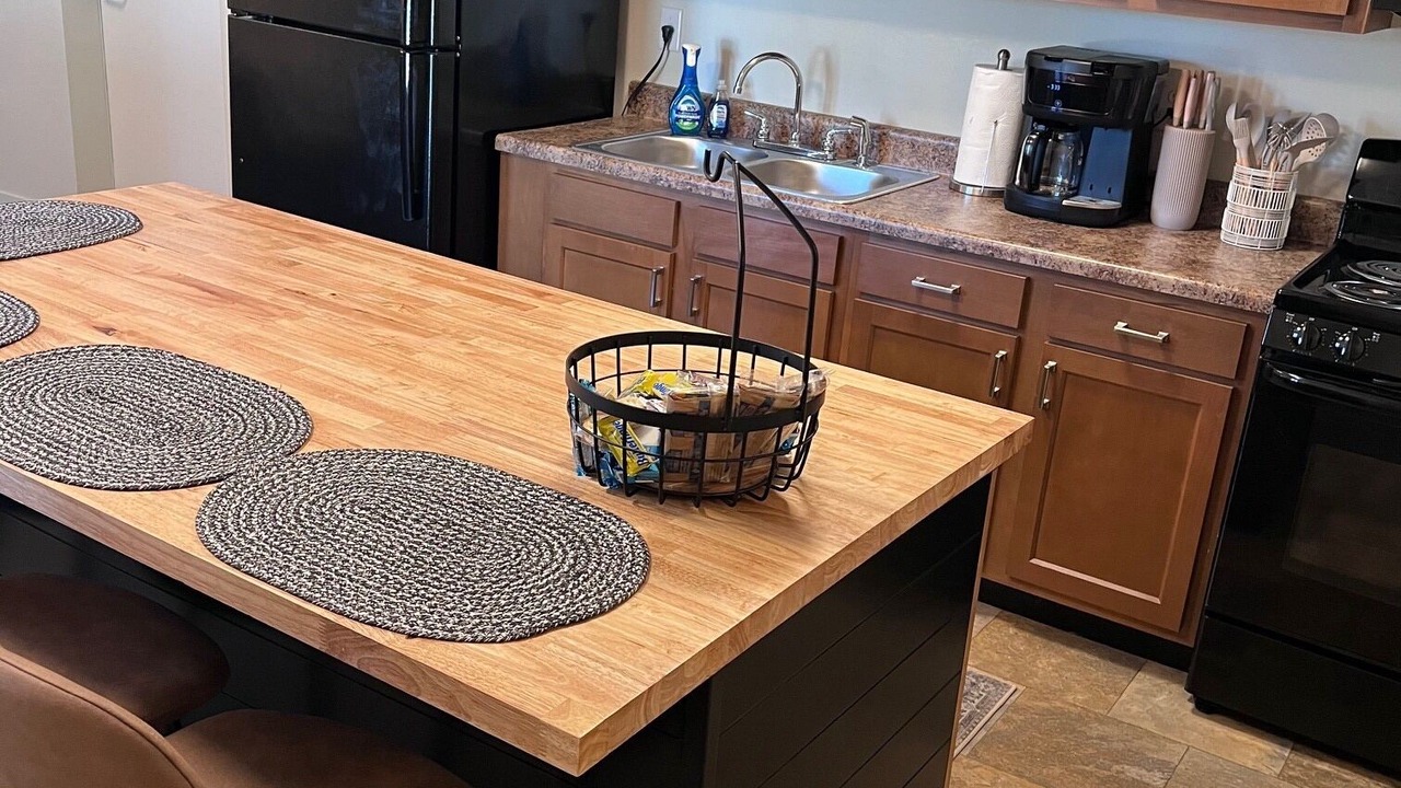 Photo of Kitchen in Suncoast Estates