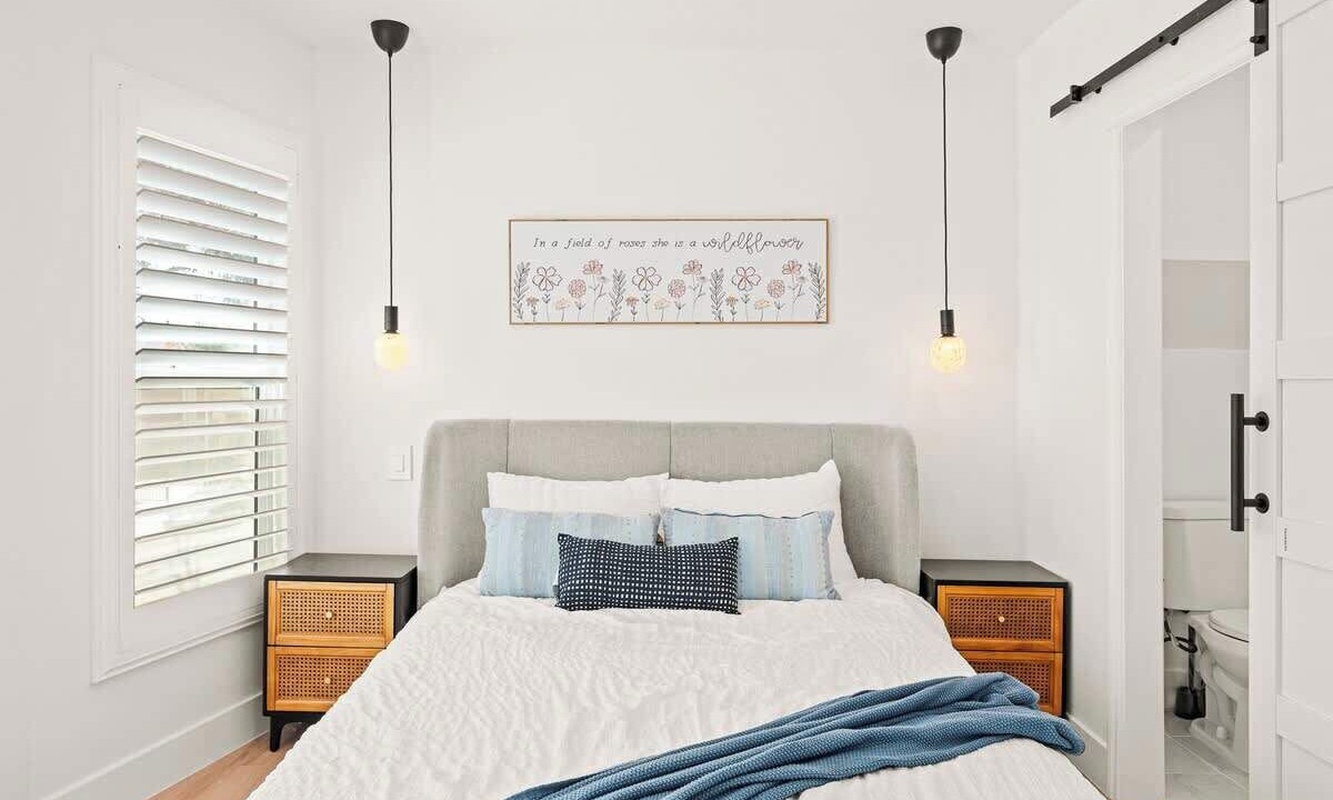 Photo of Bedroom in Harbor