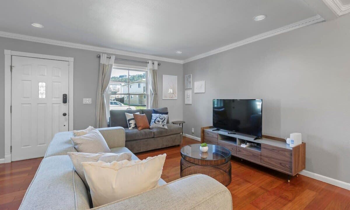 Photo of Livingroom in Sharp Park