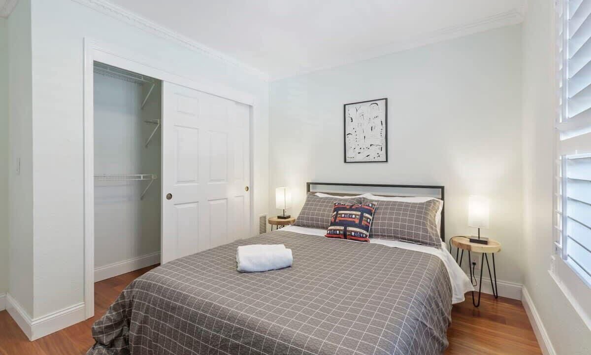 Photo of Bedroom in Sharp Park