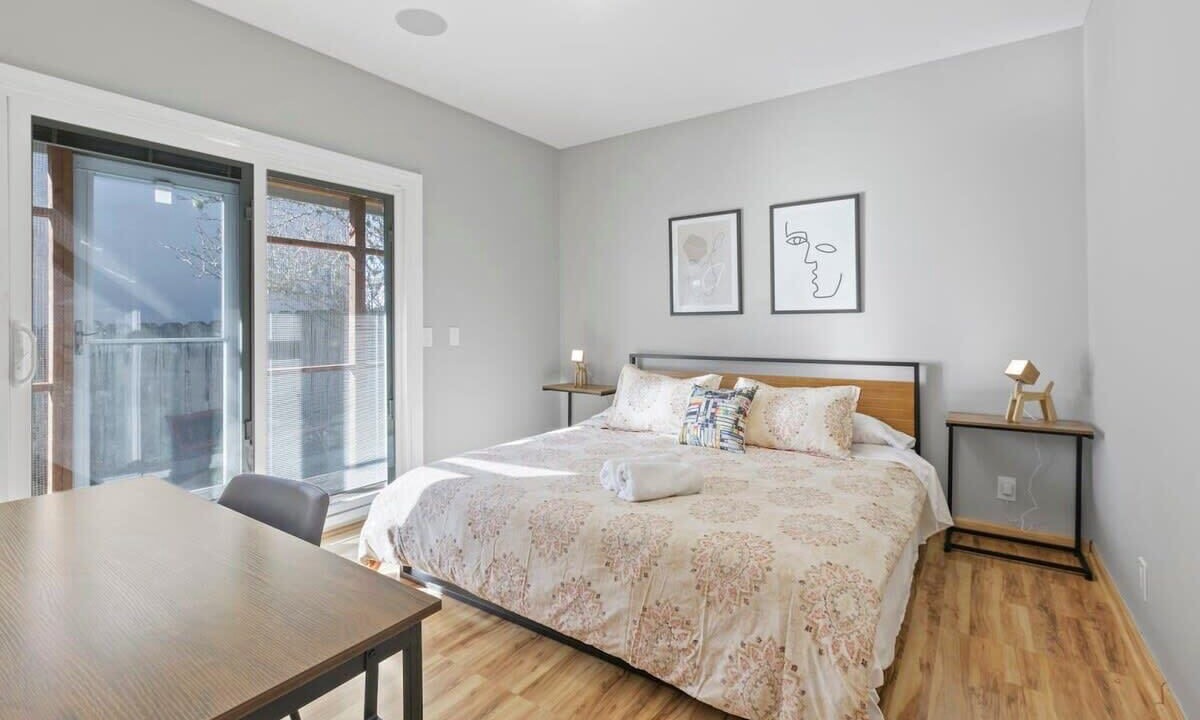 Photo of Bedroom in Sharp Park