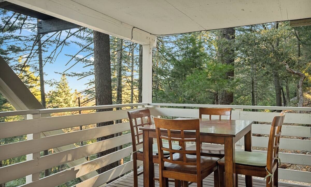 Photo of Outdoor in Crestline