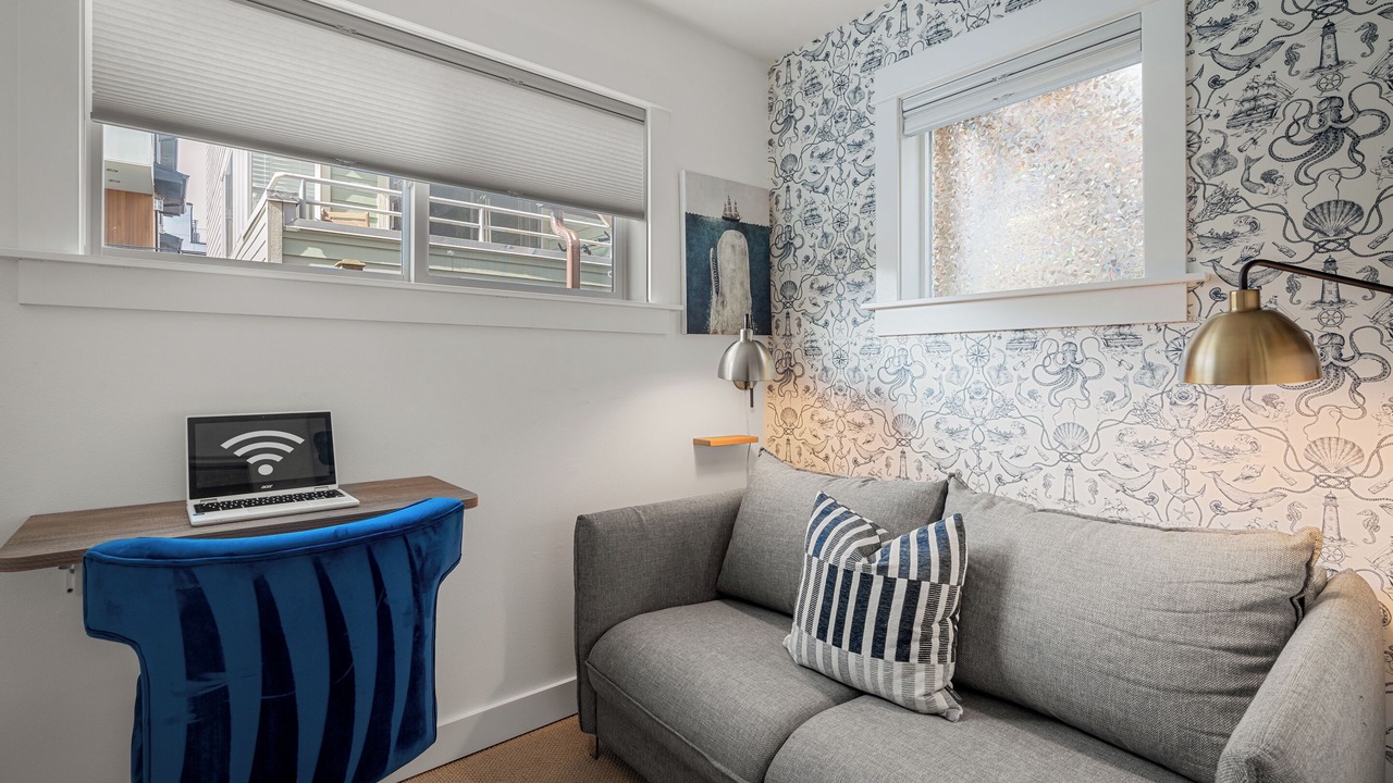 Photo of Others in Alki