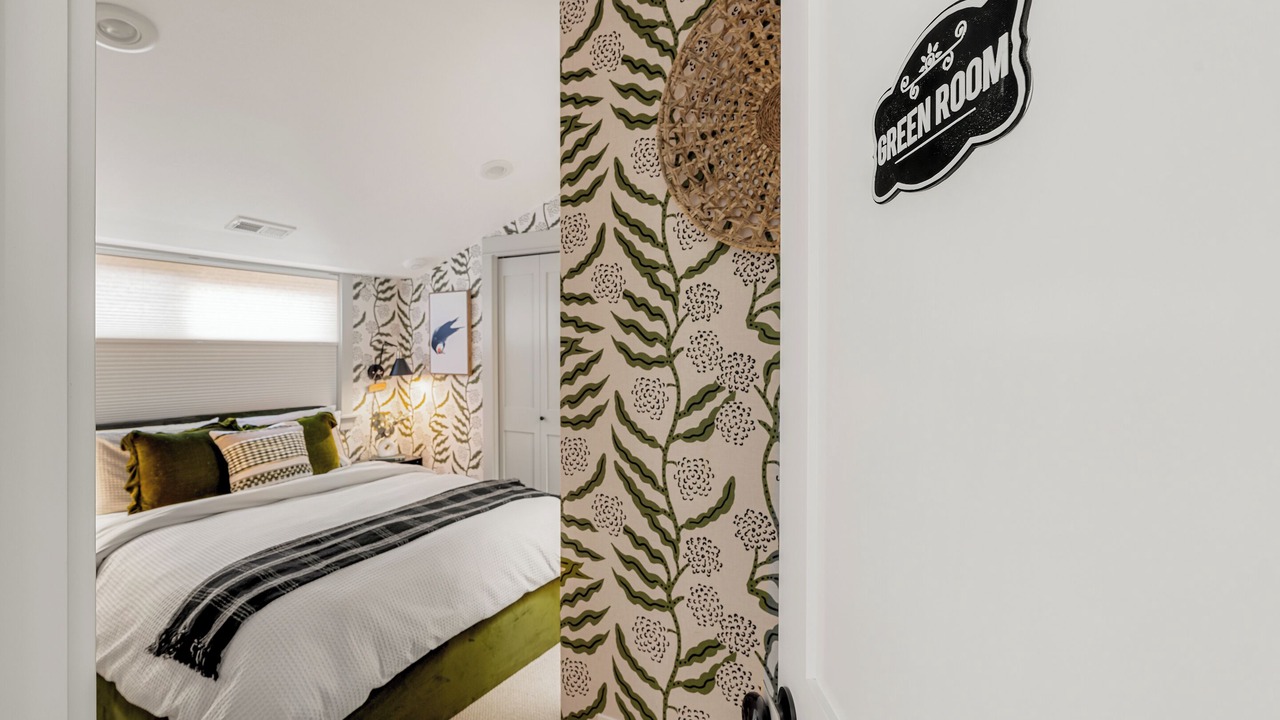 Photo of Bedroom in Alki