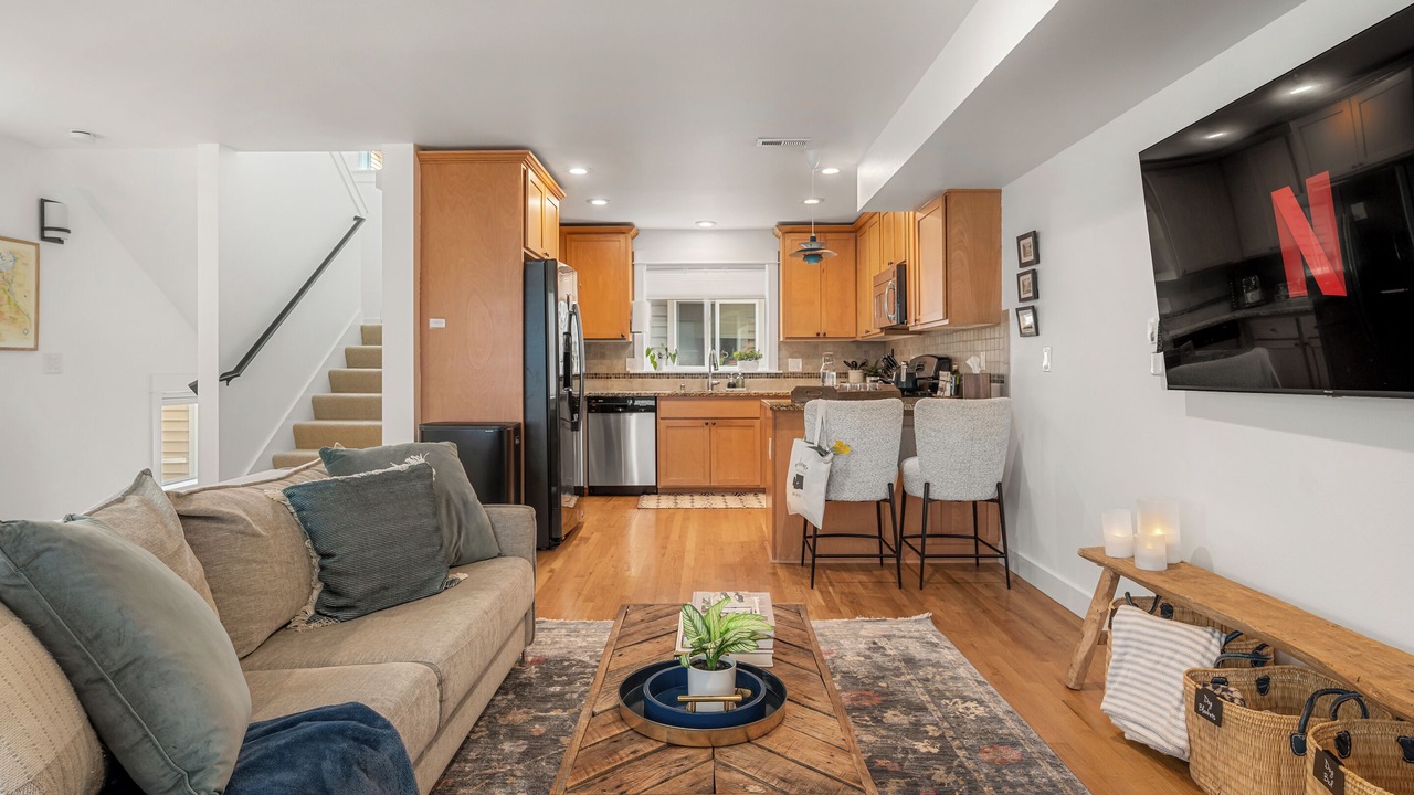 Photo of Others in Alki