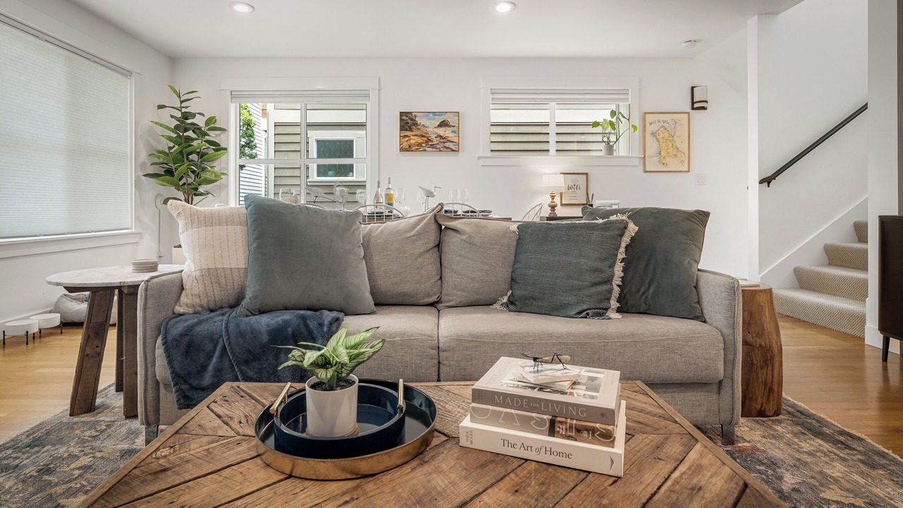 Photo of Bedroom in Alki