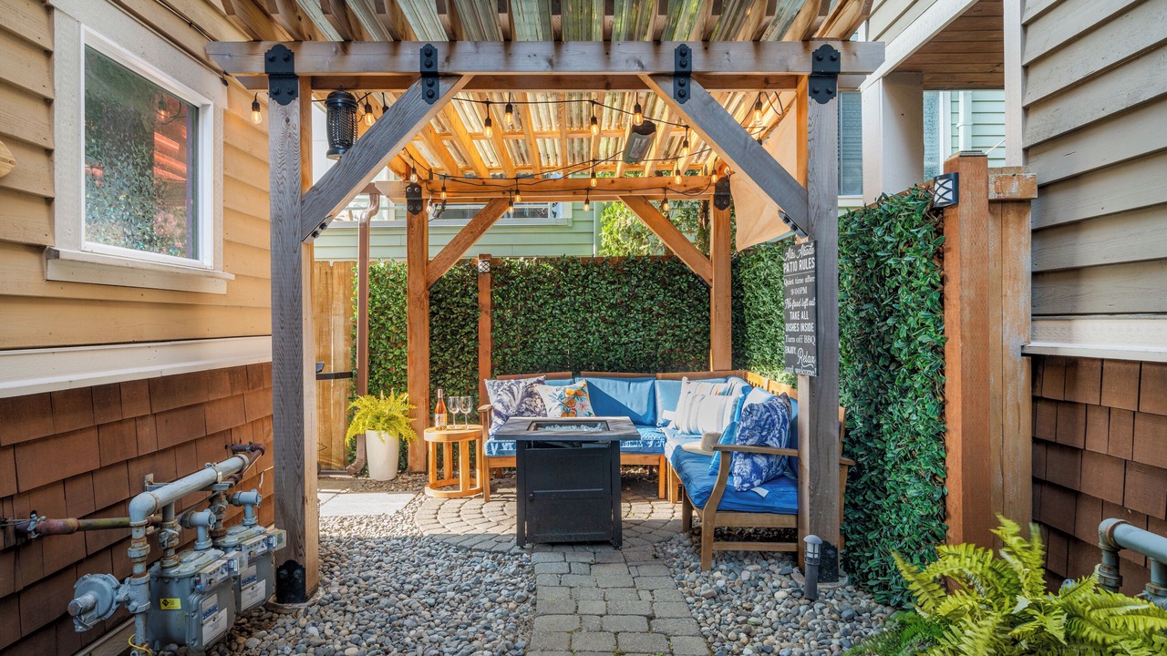 Photo of Others in Alki