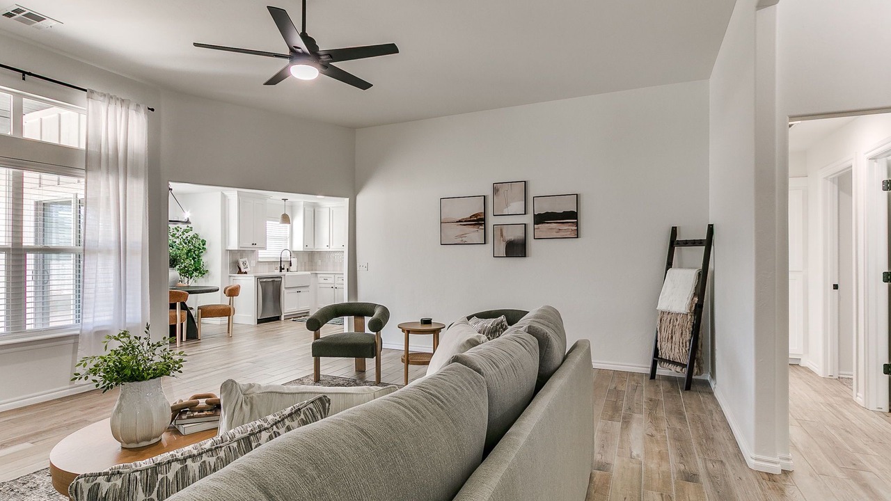 Photo of Livingroom in Oklahoma City