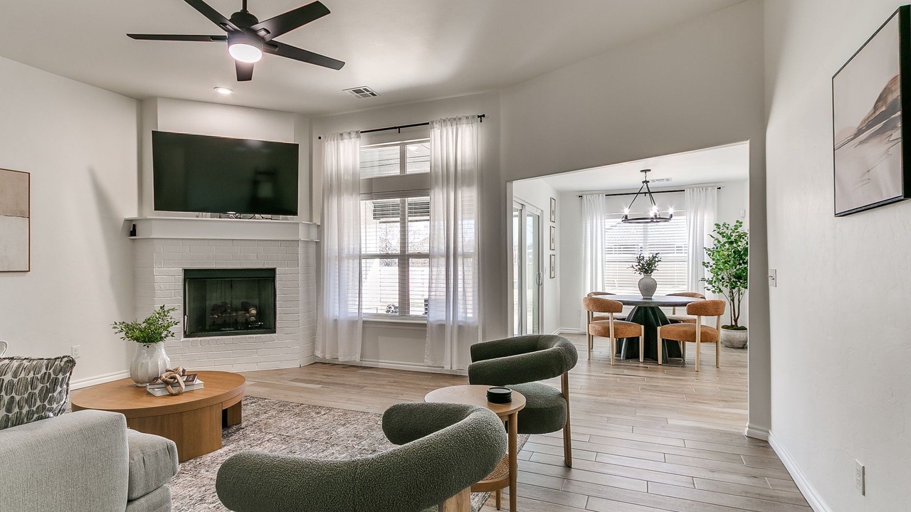Photo of Livingroom in Oklahoma City