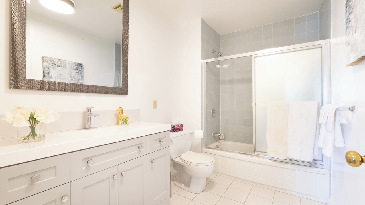 Photo of Bathroom in Newtonbrook