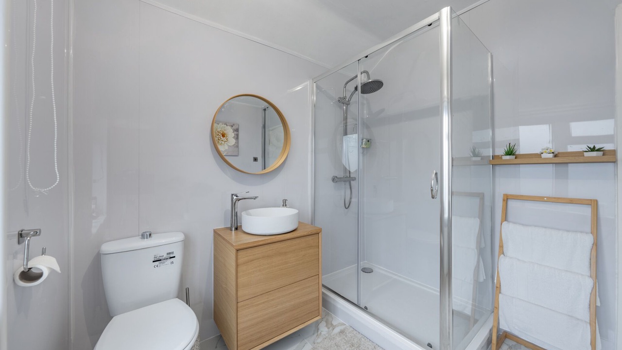 Photo of Others in Alibon