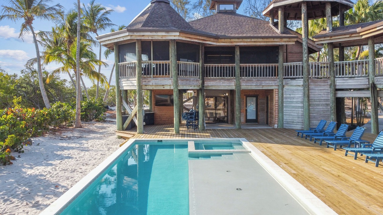 Photo of Outdoor in Whitney Beach