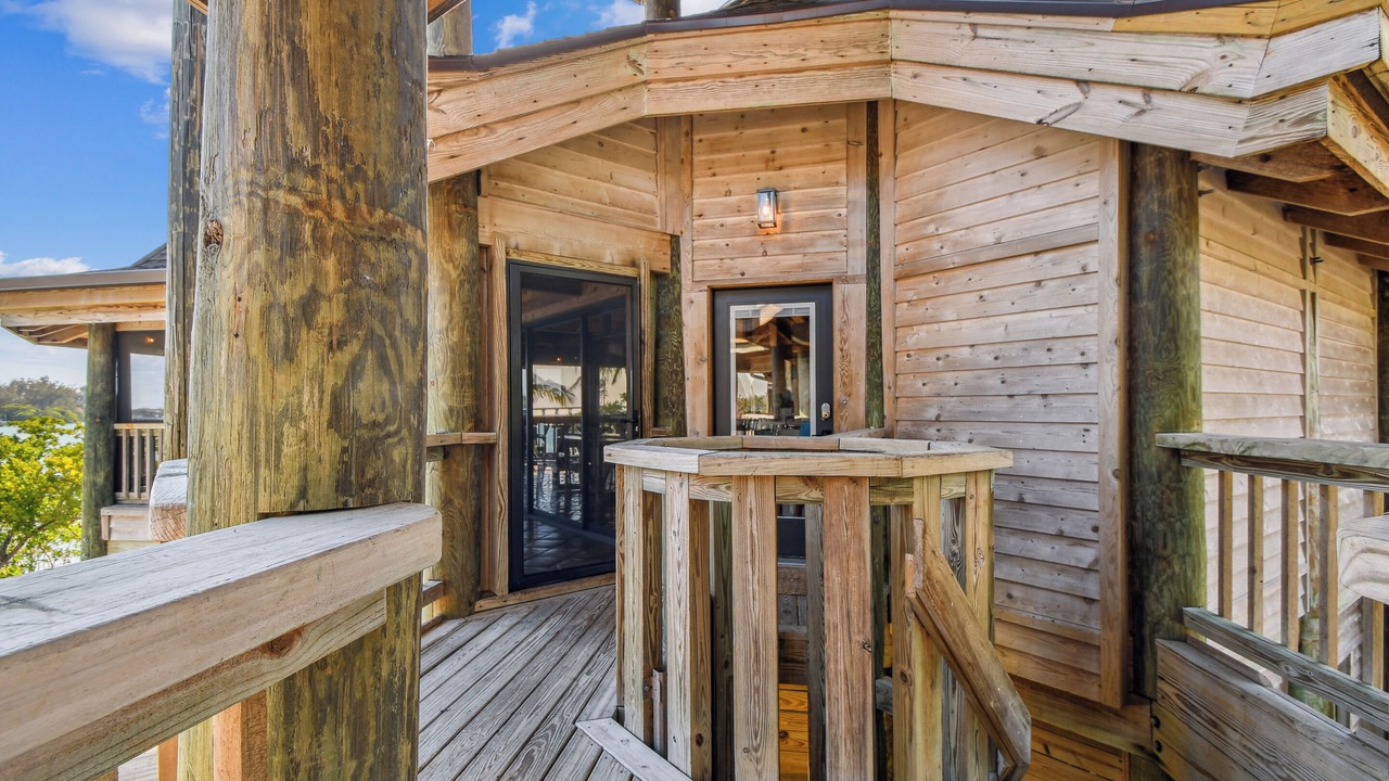 Photo of Patio Balcony in Whitney Beach