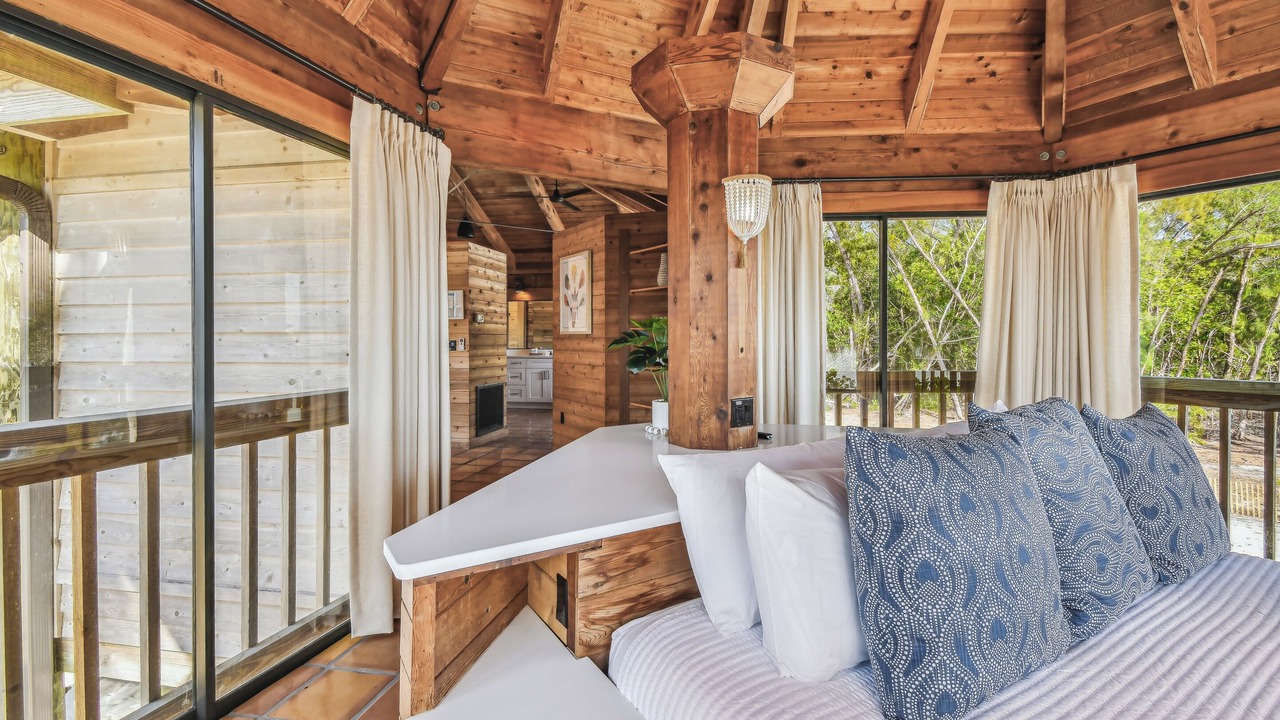 Photo of Bedroom in Whitney Beach