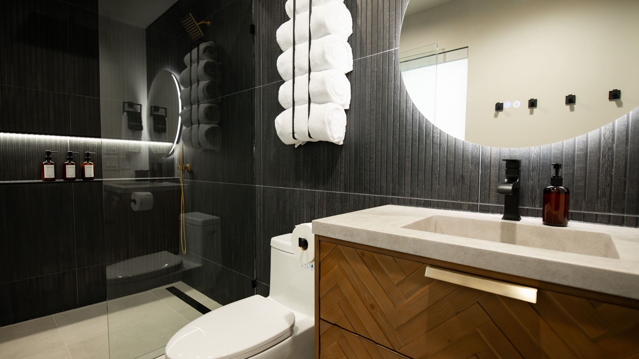 Photo of Bathroom in Dahlonega