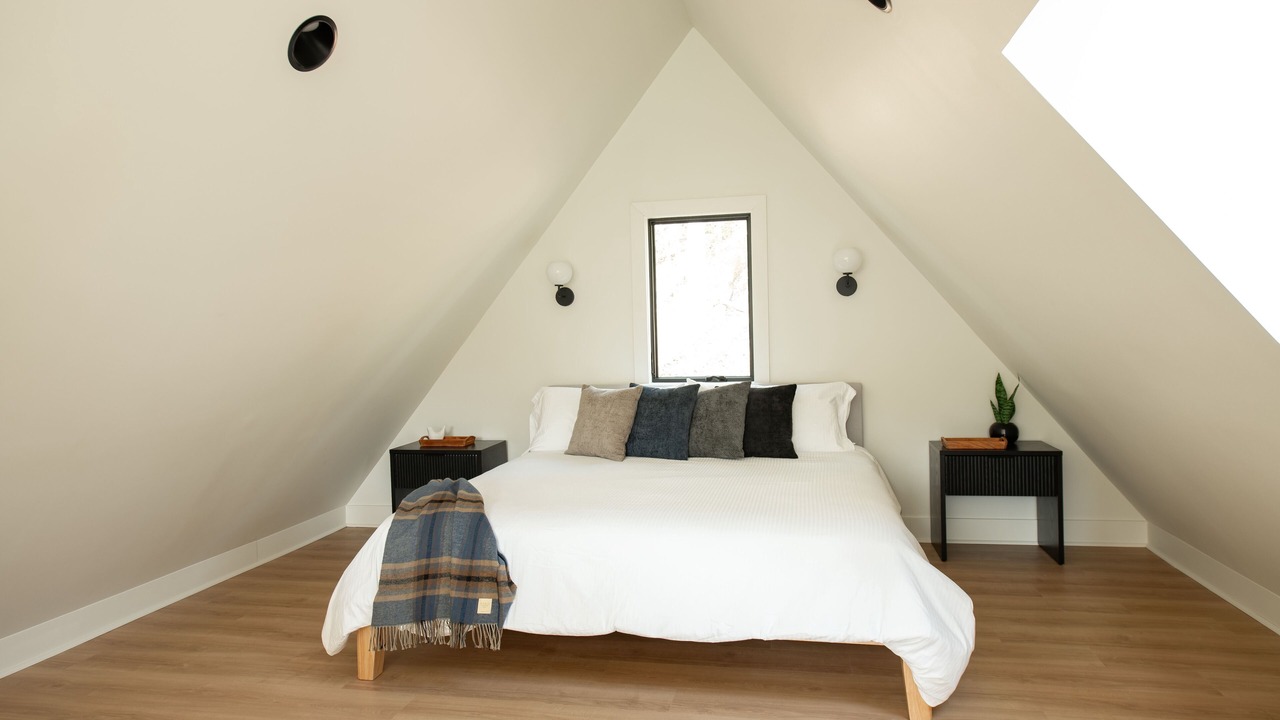 Photo of Bedroom in Dahlonega
