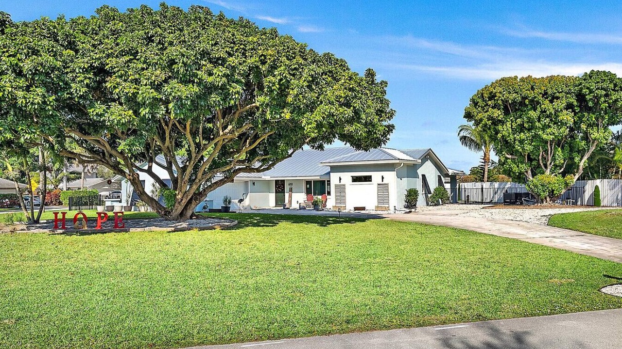 Photo of Outdoor in BallenIsles