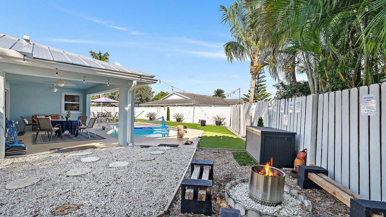 Photo of Outdoor in BallenIsles