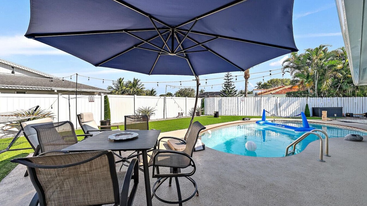 Photo of Outdoor in BallenIsles