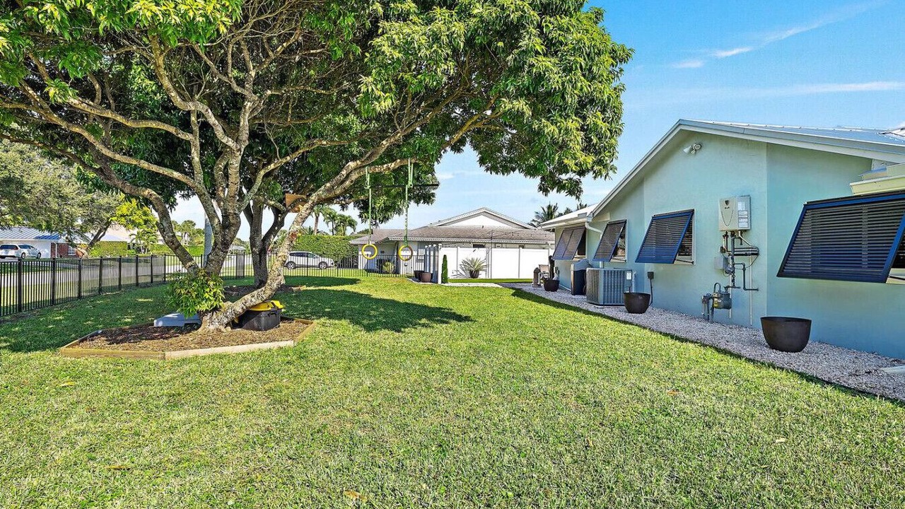 Photo of Outdoor in BallenIsles