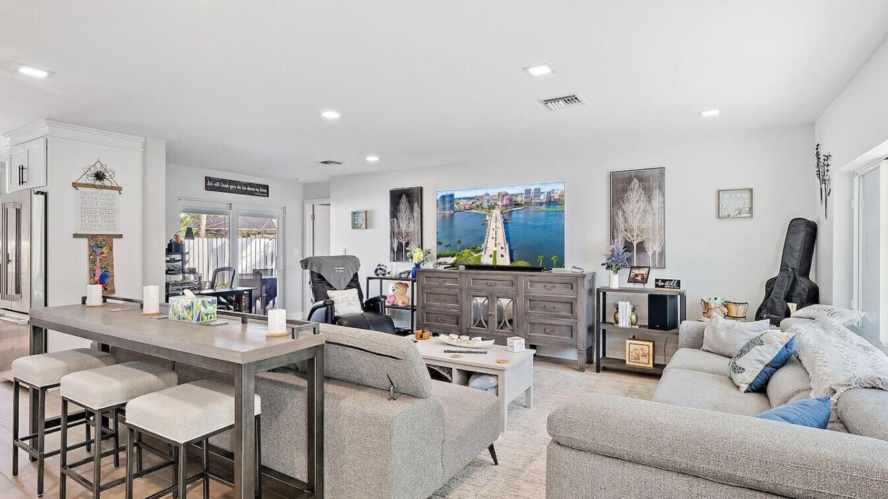 Photo of Others in BallenIsles