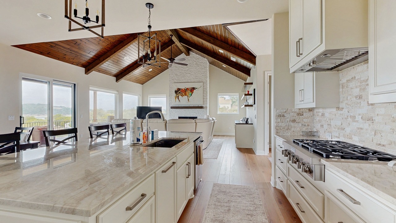 Photo of Kitchen in Point Venture