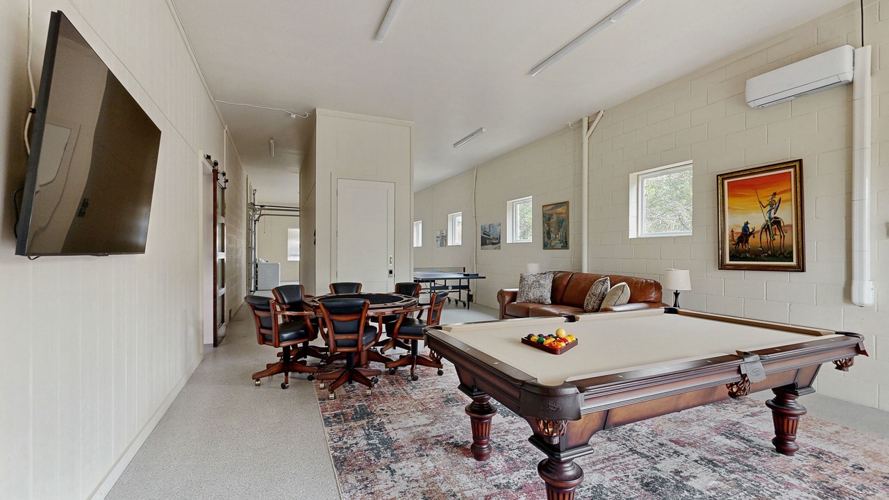 Photo of Bedroom in Point Venture