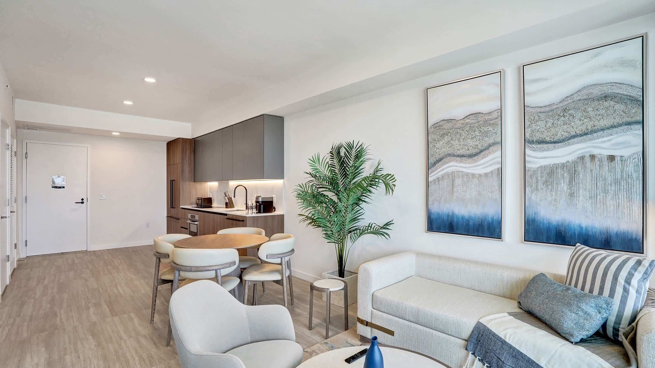 Photo of Livingroom in North Beach