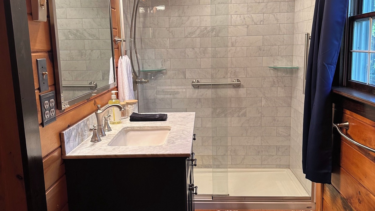 Photo of Bathroom in Idaville