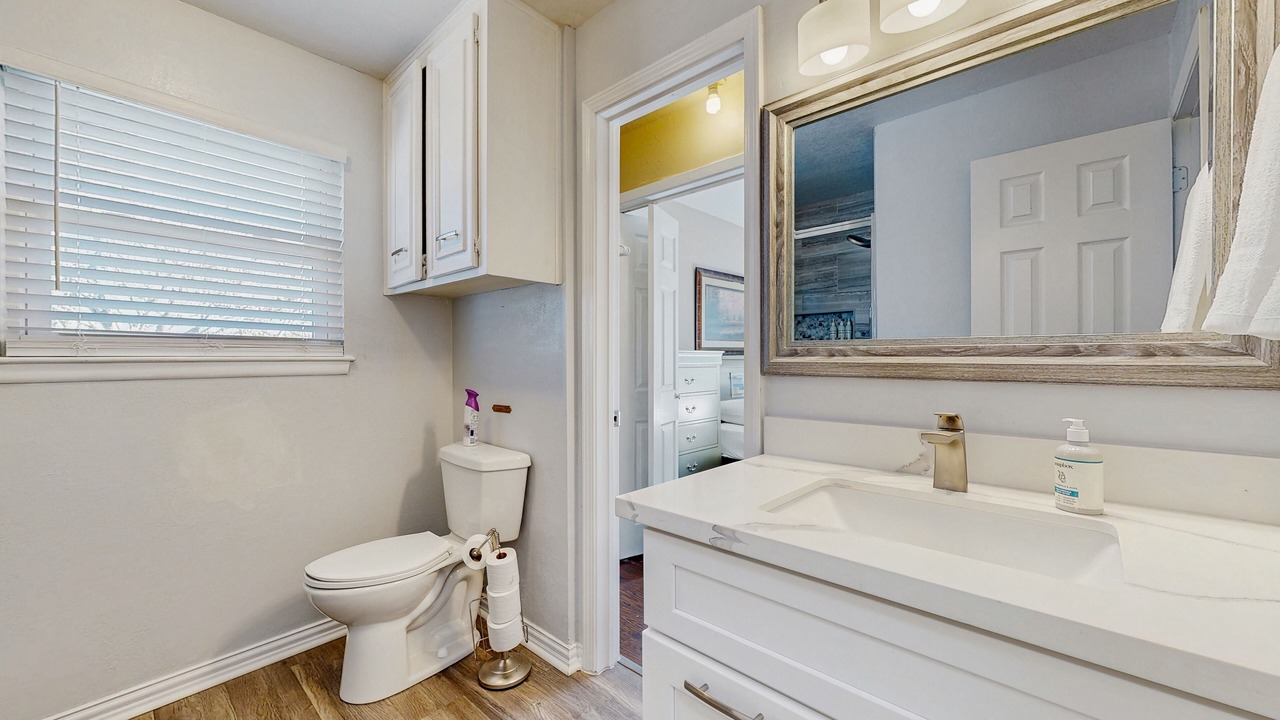Photo of Bathroom in La Marque