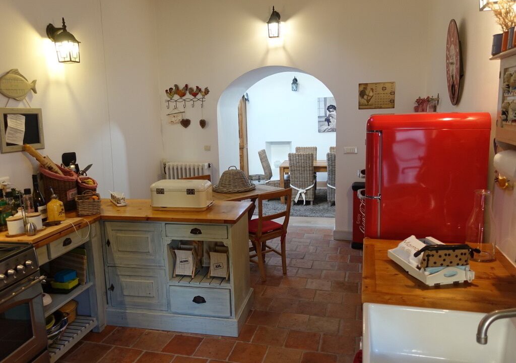 Photo of Kitchen in Cucuron