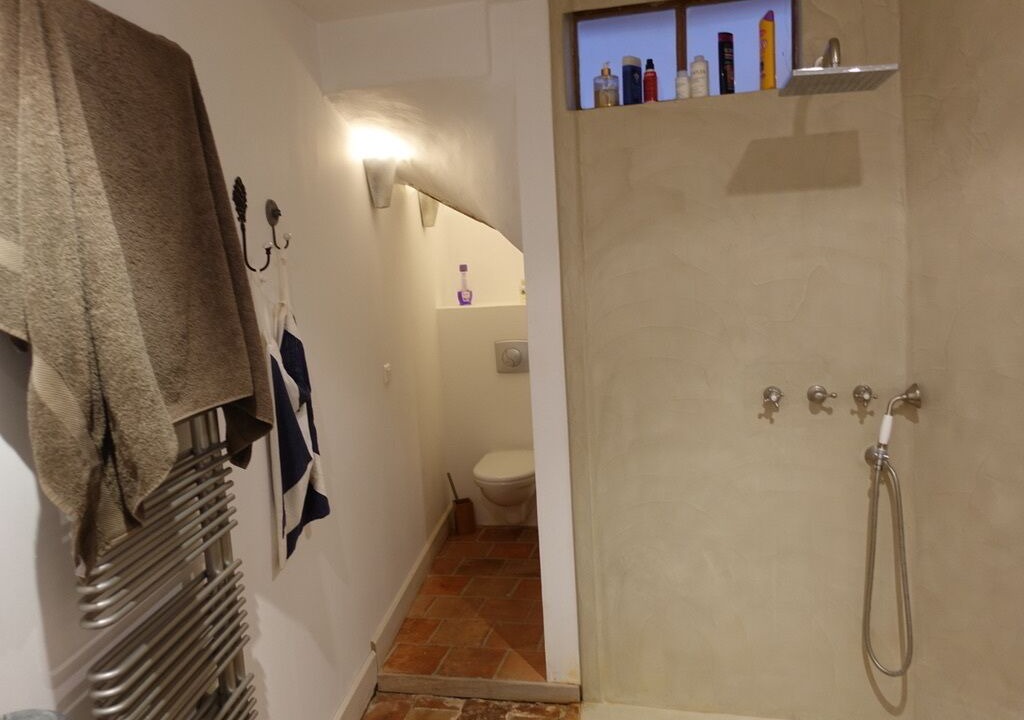 Photo of Bathroom in Cucuron